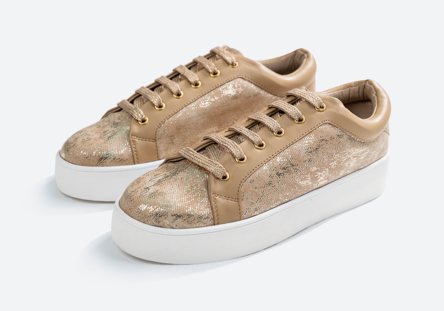 Liv – Striking gold abstract foil print sneaker with beige accents